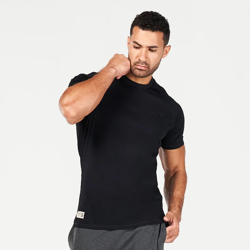 Golden Era Raglan Muscle Tee - Black Monochromatic Office Style Monochromatic Office Style