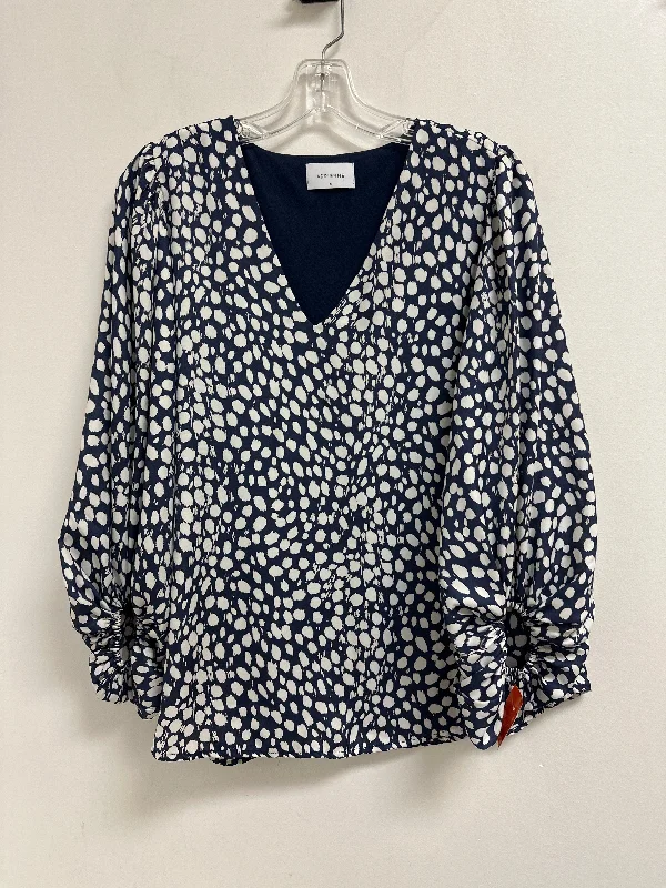 Top Long Sleeve By Clothes Mentor In Navy, Size: S Tailored