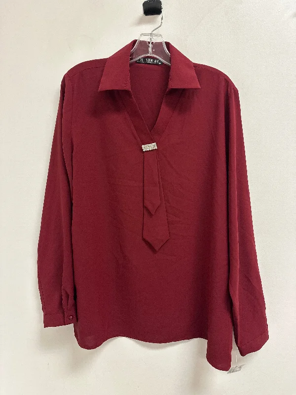 Top Long Sleeve By Clothes Mentor In Red, Size: L Trendy Men's Scandinavian