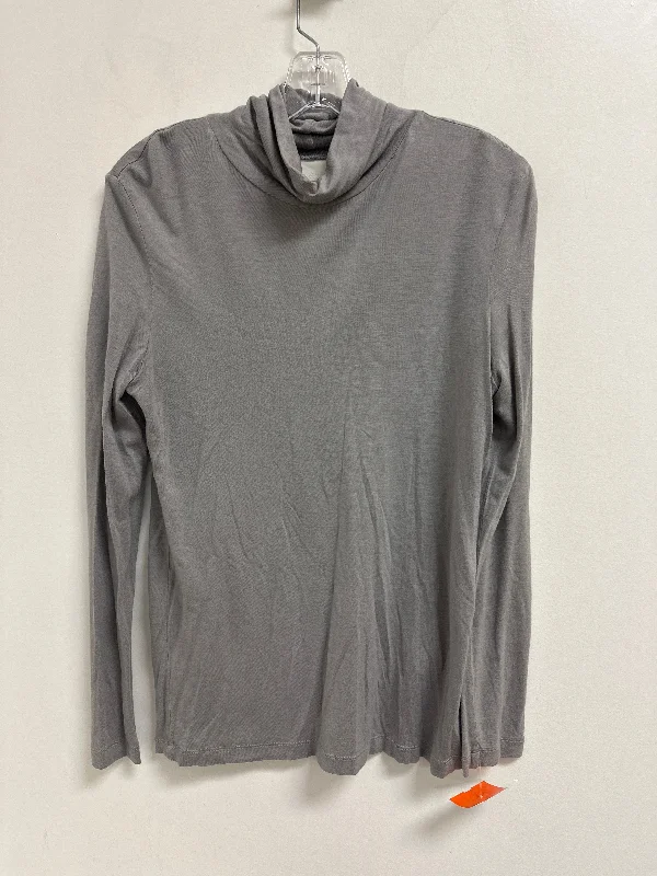 Top Long Sleeve By H&m In Grey, Size: L Sporty Men's Tennis