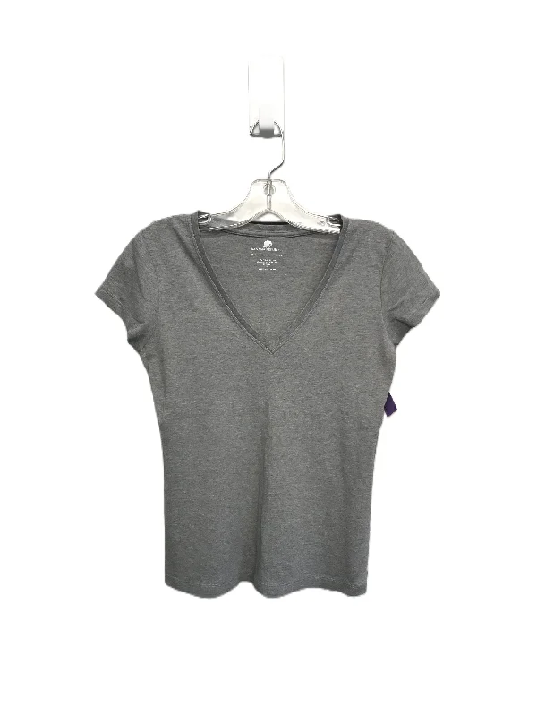 Top Short Sleeve Basic By Banana Republic  Size: M Adventure