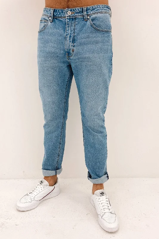 A Straight Jean Skyscraper Hip Men's Urban Hip Men's Urban